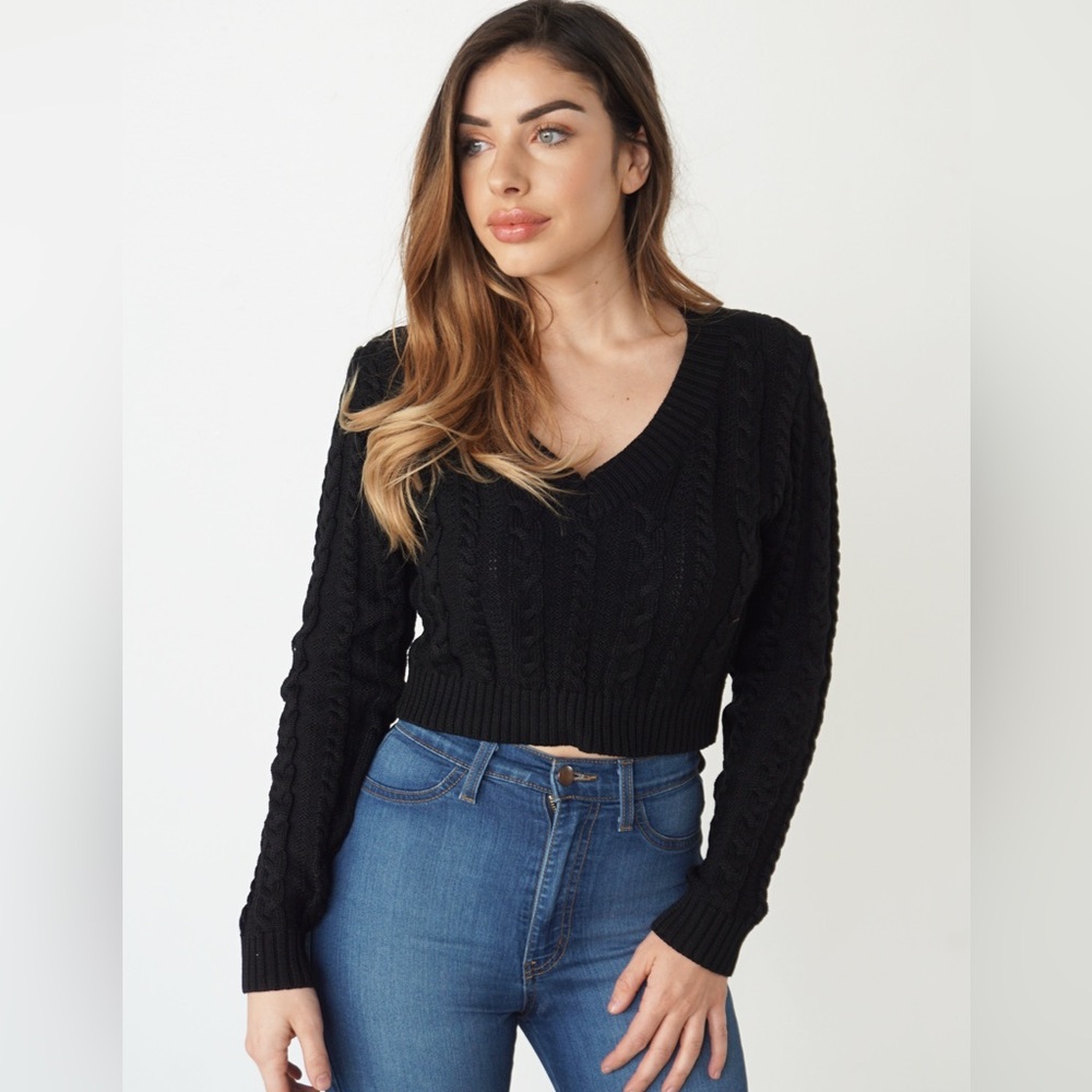 NEW Thick Cropped Sweater